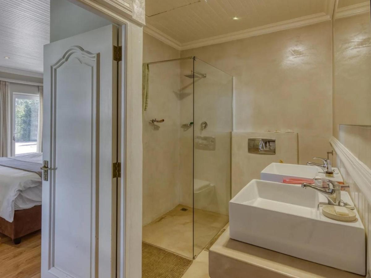 Explorer Guesthouse サマーセット・ウェスト 部屋 写真